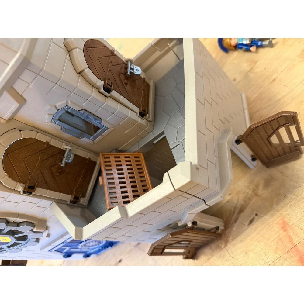 Playmobil Novelmore Grand Castle 70220 Parts Bundle Knight Figure Accessories